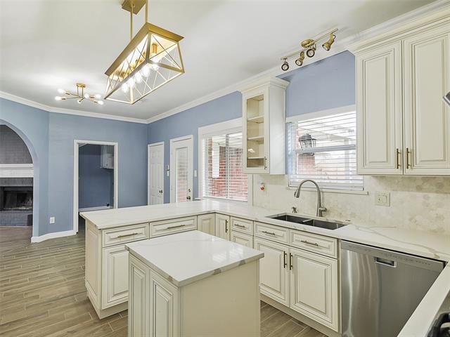 Photo - 4809 Spanish Moss Dr House