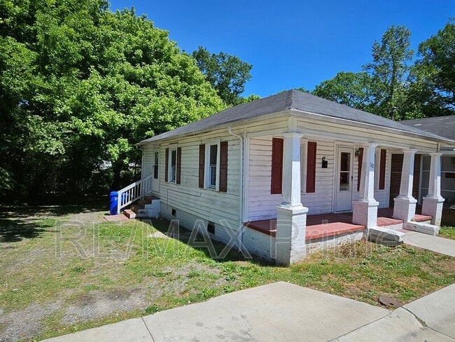 Photo - 120 S 10th St