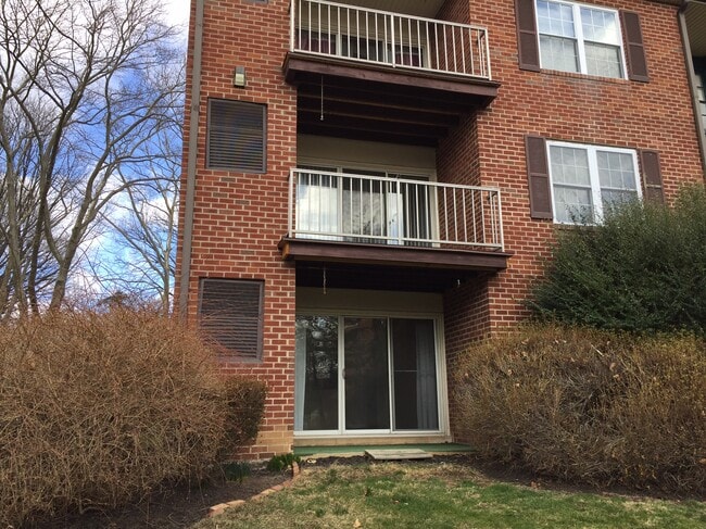 Building Photo - 342 Drummers Ln Unit 342 Rental