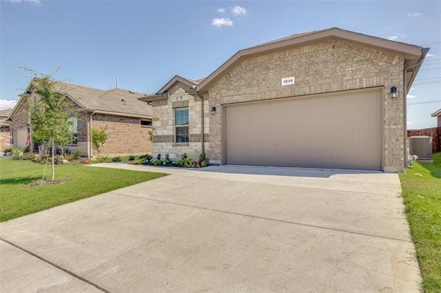 Photo - 1036 Kirkham Wy