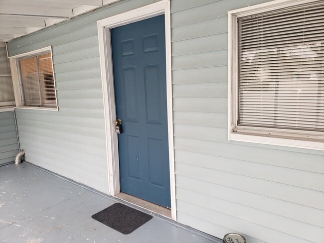 Photo - 1839 Salem Rd Unit B