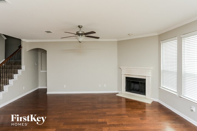 Photo - 150 Cameron Dr