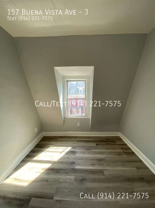 Building Photo - 157 Buena Vista Ave Unit 3