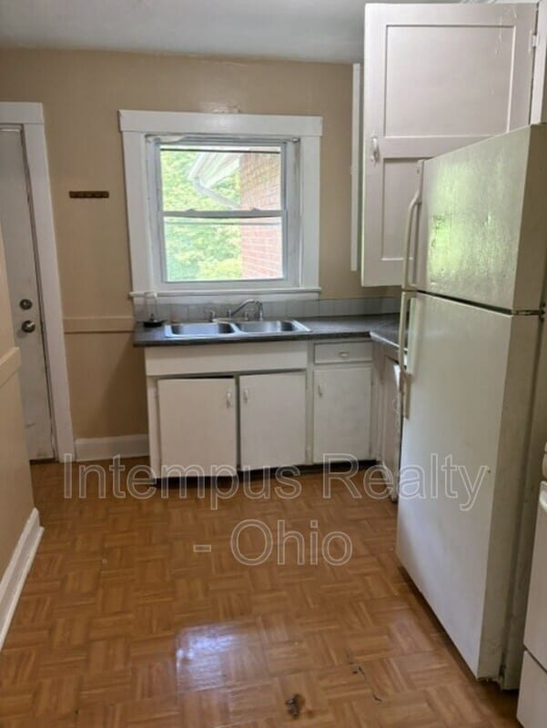 Photo - 329 Hayes Ave