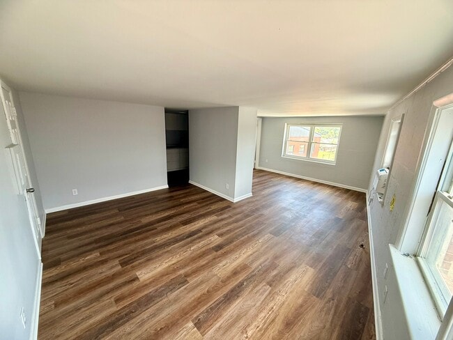 Photo - 222 W Washington St Unit 7