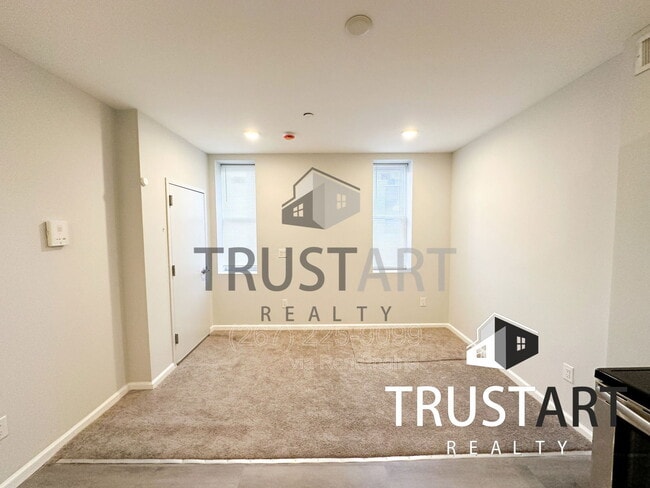 Photo - 2404 W Thompson St Unit A