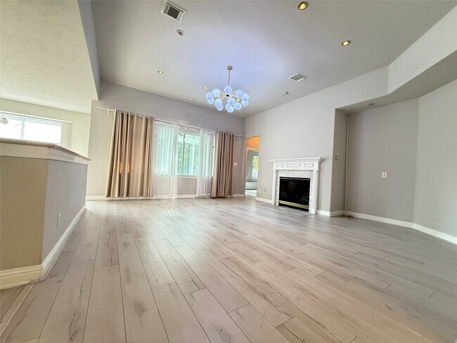 Photo - 13522 Schumann Trail