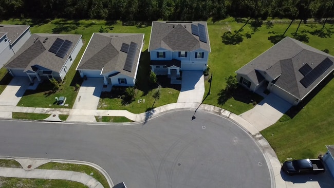 Photo - 4 Bedroom 2.5 Bathroom home located in Preserves at LPGA