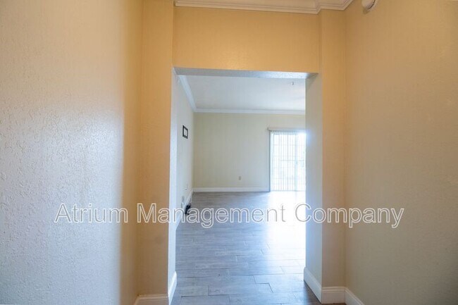 Photo - 122 Vista Verdi Cir Unit #100