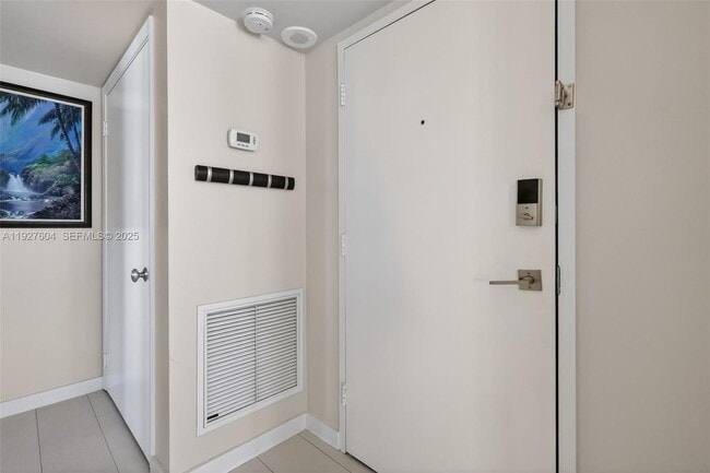 Photo - 11 Island Ave Unidad 1212