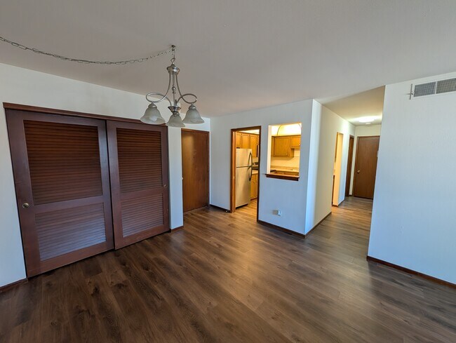 Photo - Charleston East Apartments