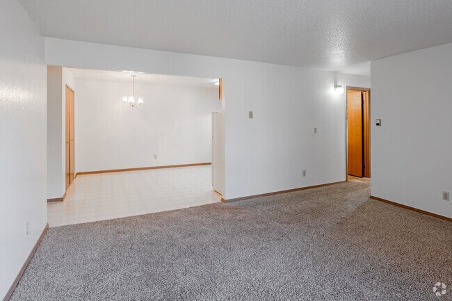 2HAB, 1BA - 759 ft²