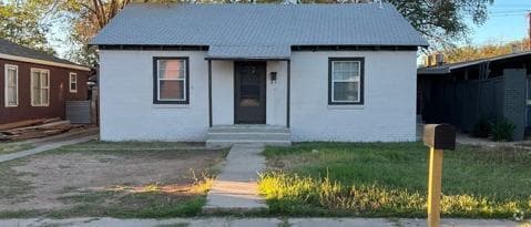 Building Photo - 1905 21st St Rental