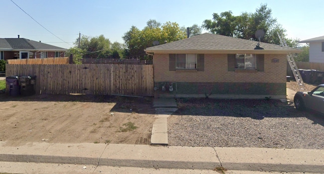 Photo - 4590 W Dakota Ave