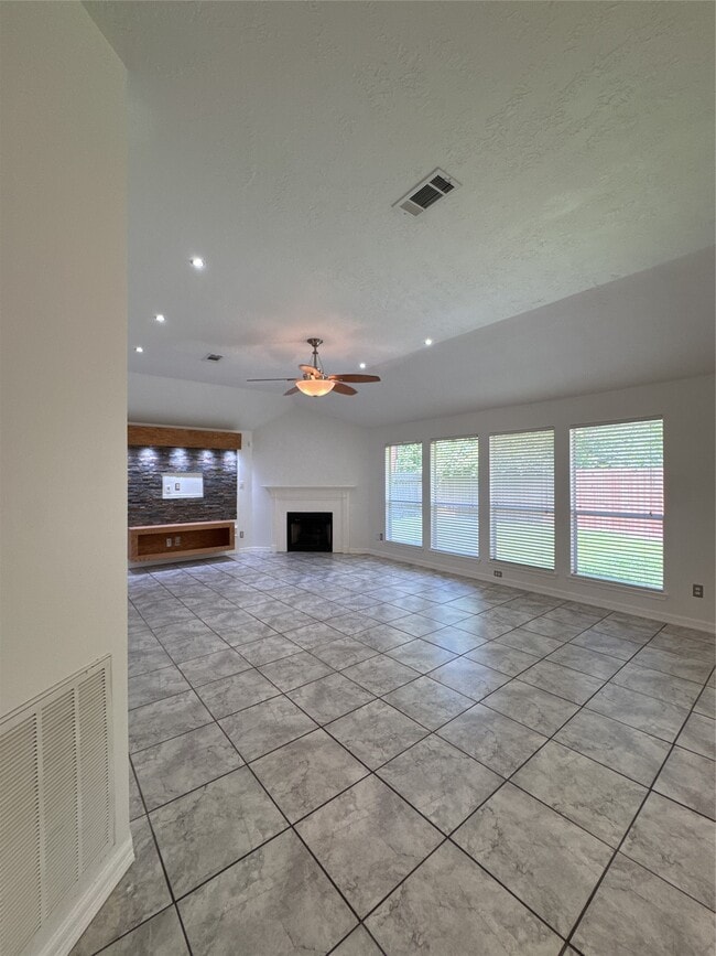 Photo - 3210 Woodcreek Glen Ln