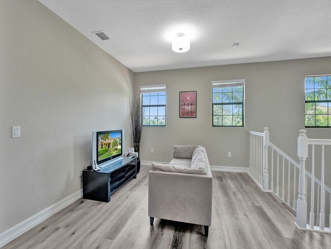 Photo - 14103 Paverstone Terrace