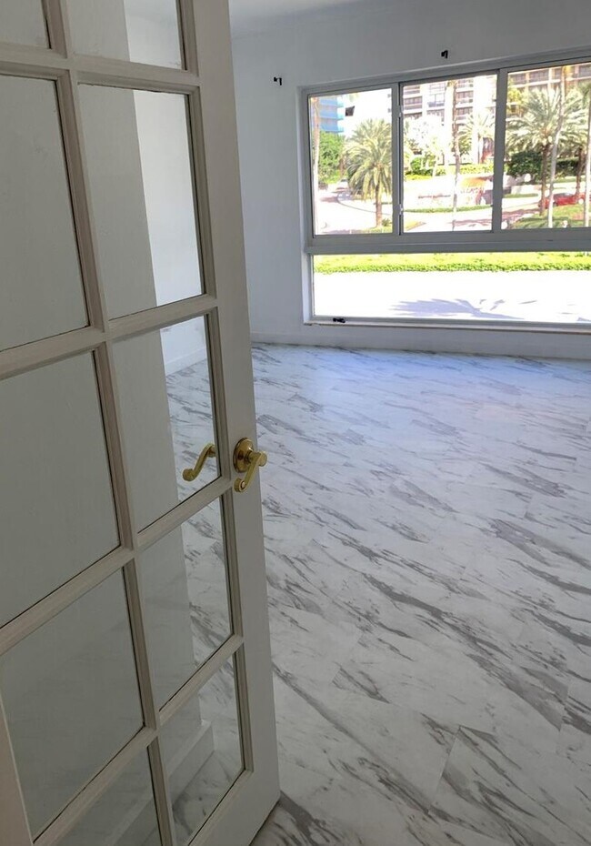 Photo - 9920 Collins Ave Unit 15