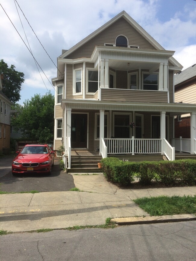 Building Photo - 372 Morris St Unit 372 Morris Rental