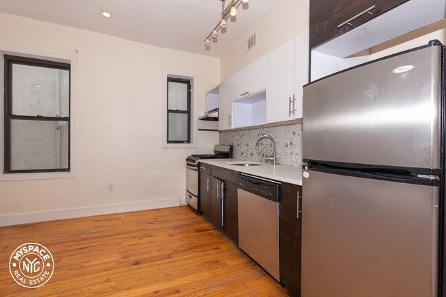 Photo - 732 St Marks Ave Unit 3B