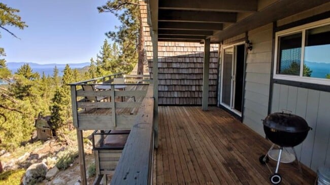 "Million Dollar Views" This home offers br... - "Million Dollar Views" This home offers br...