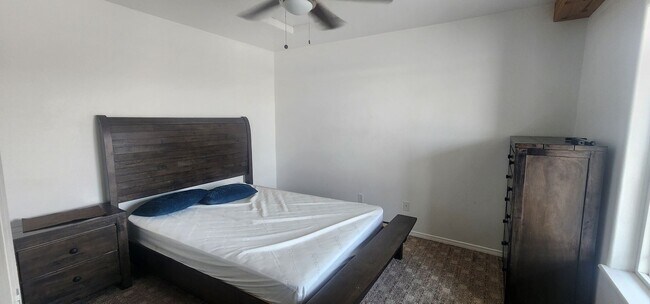 Photo - 213 SW 4th St Unidad #B