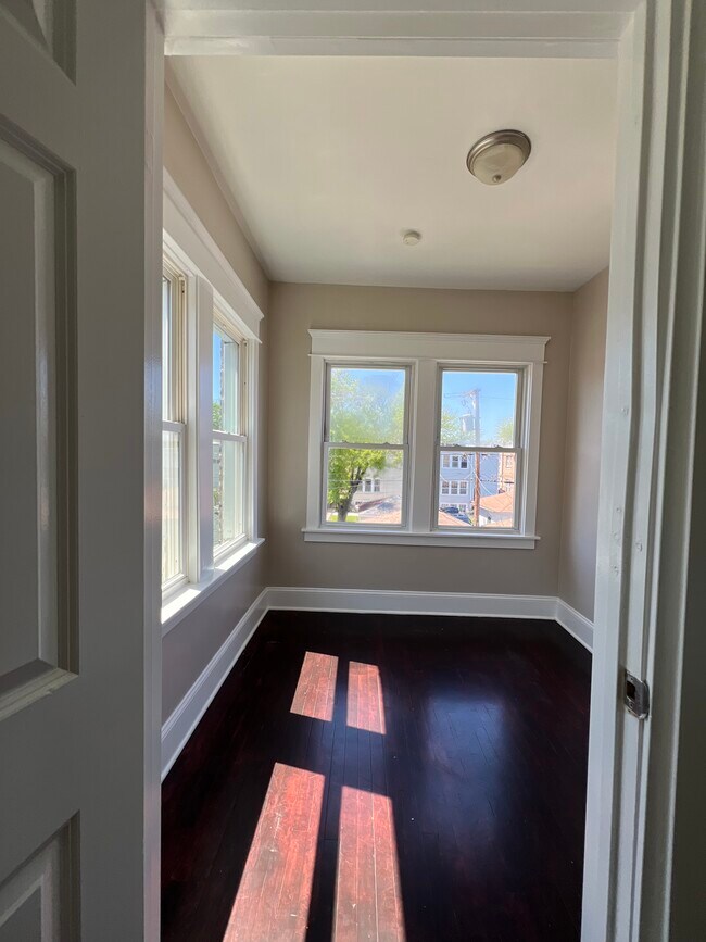 Photo - 1828 S 58th Ave Unit 2