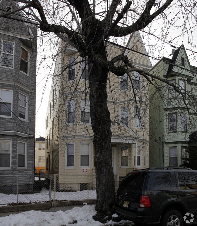 Photo - 75 Clarke Ave