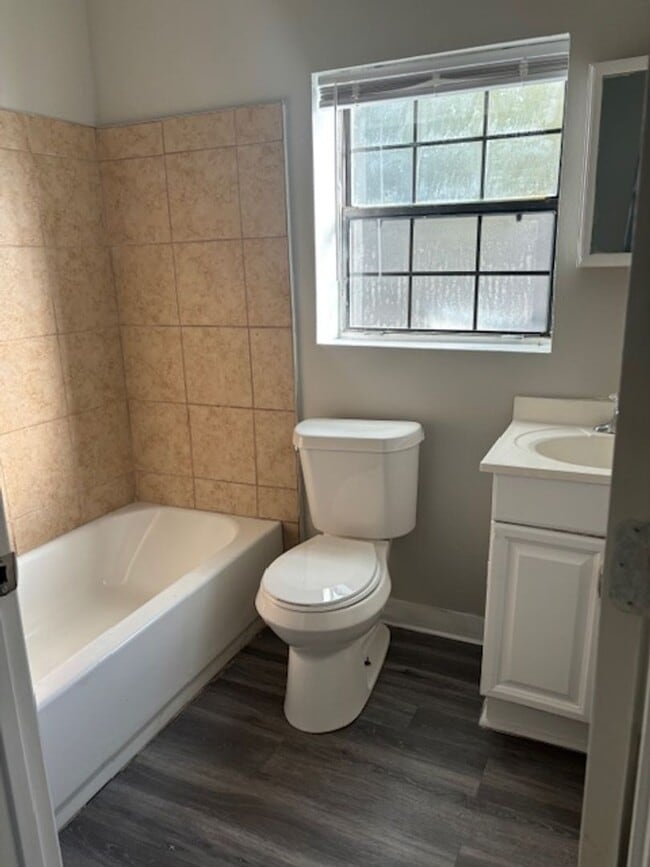 Photo - Cozy Three Bedroom, 1 Bath Home - Across t...