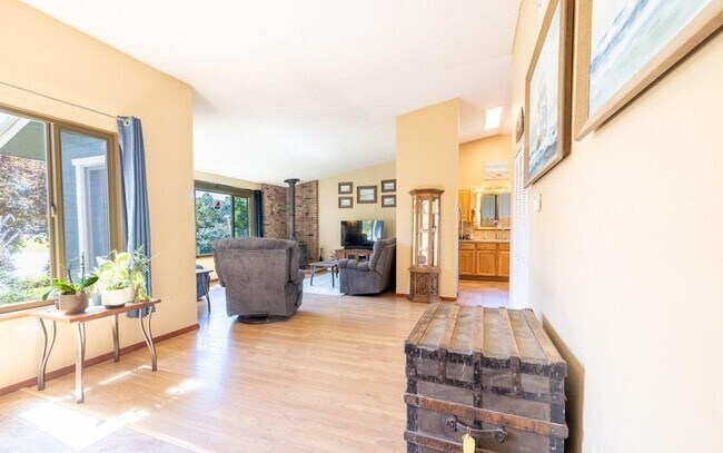 Photo - Charming 3-Bedroom Ranch for Rent in Prime Location!