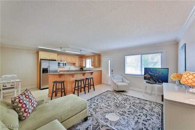Photo - 1100 Gulf Shore Blvd N Unidad 207