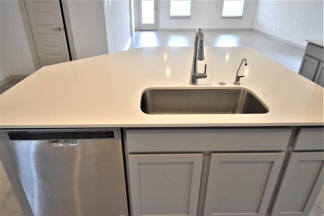 Photo - 4023 Yonkers Valley Ln