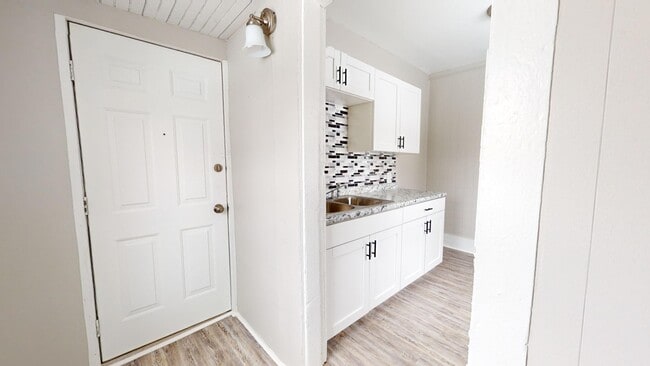 Photo - 4500 W 39th St