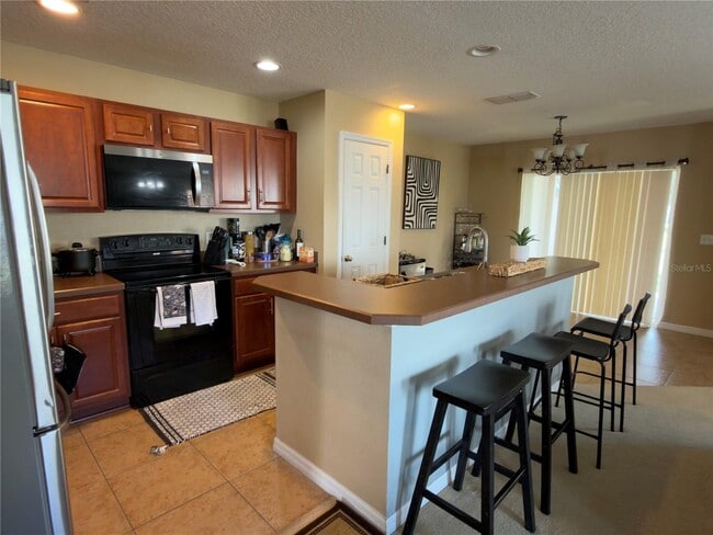 Photo - 2552 Aventurine St