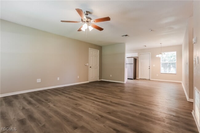 Photo - 284 Grove Rd