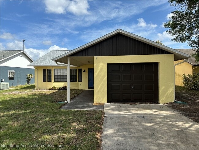 Photo - 4016 Thompson Ave