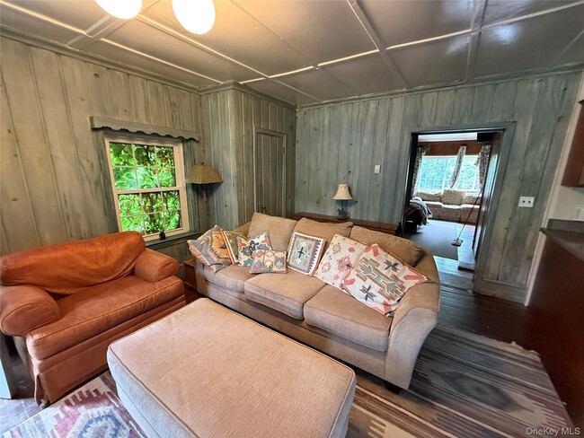 Photo - 649 Lakes Rd