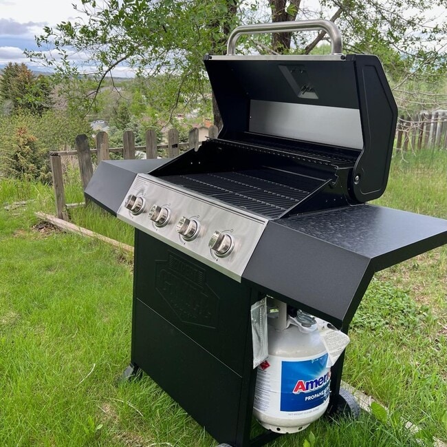 Photo - 1613 Draw St