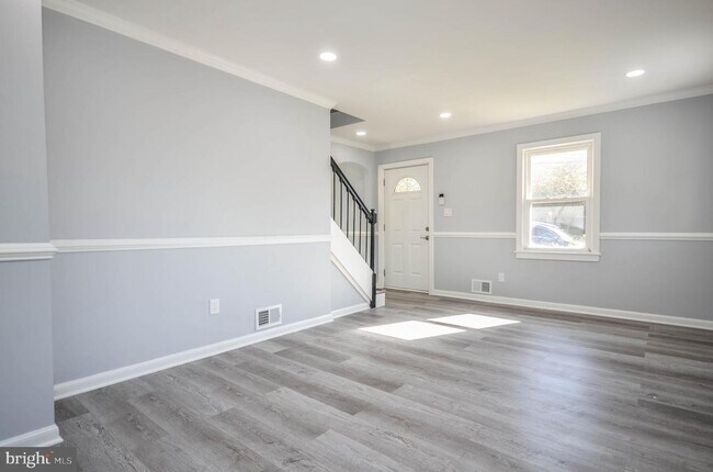 Photo - 2800 63rd Pl