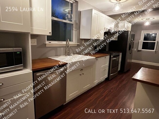 Photo - 2594 Laura Ln