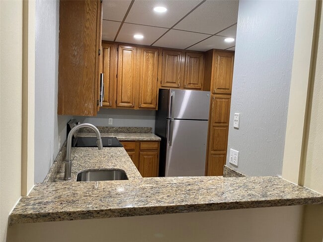 Building Photo - 2207 S Braeswood Blvd Unit 42H