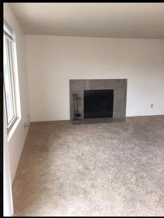 Photo - 9221 Greenwood Ave N