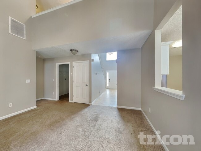 Photo - 3715 Longview Dr