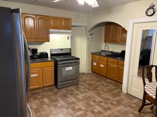 483 Dexter St