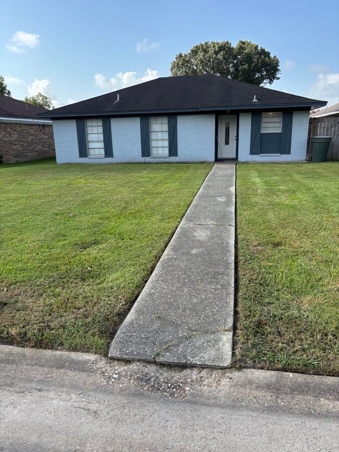 Photo - 9185 Mapes St