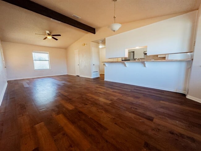 Photo - 2516 N W S Young Dr