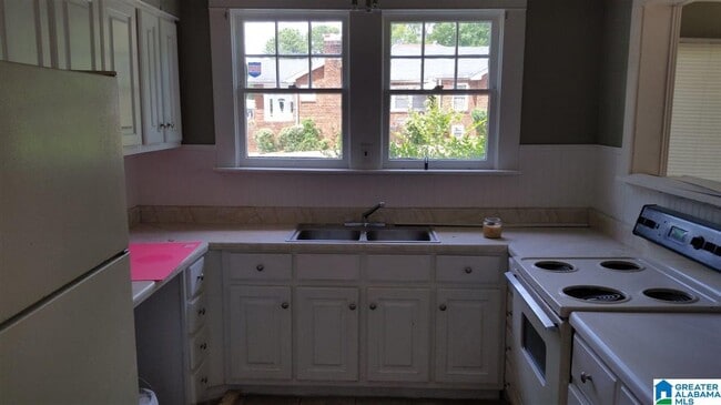 Photo - Bright & Spacious 3BR/2BA Home for Rent