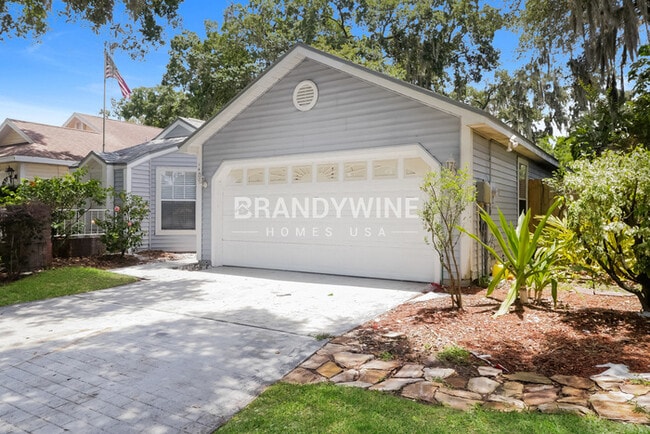 Photo - 1402 Walden Oaks Pl