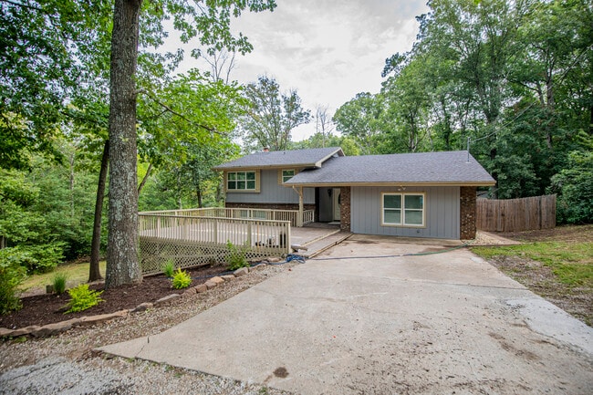 Building Photo - 41 Gore Ln Rental