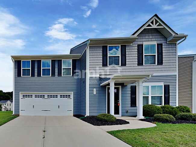 Building Photo - 204 Castlebrook Dr