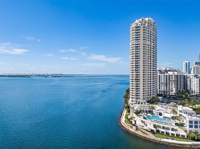 Photo - 808 Brickell Key Dr Unit 3304